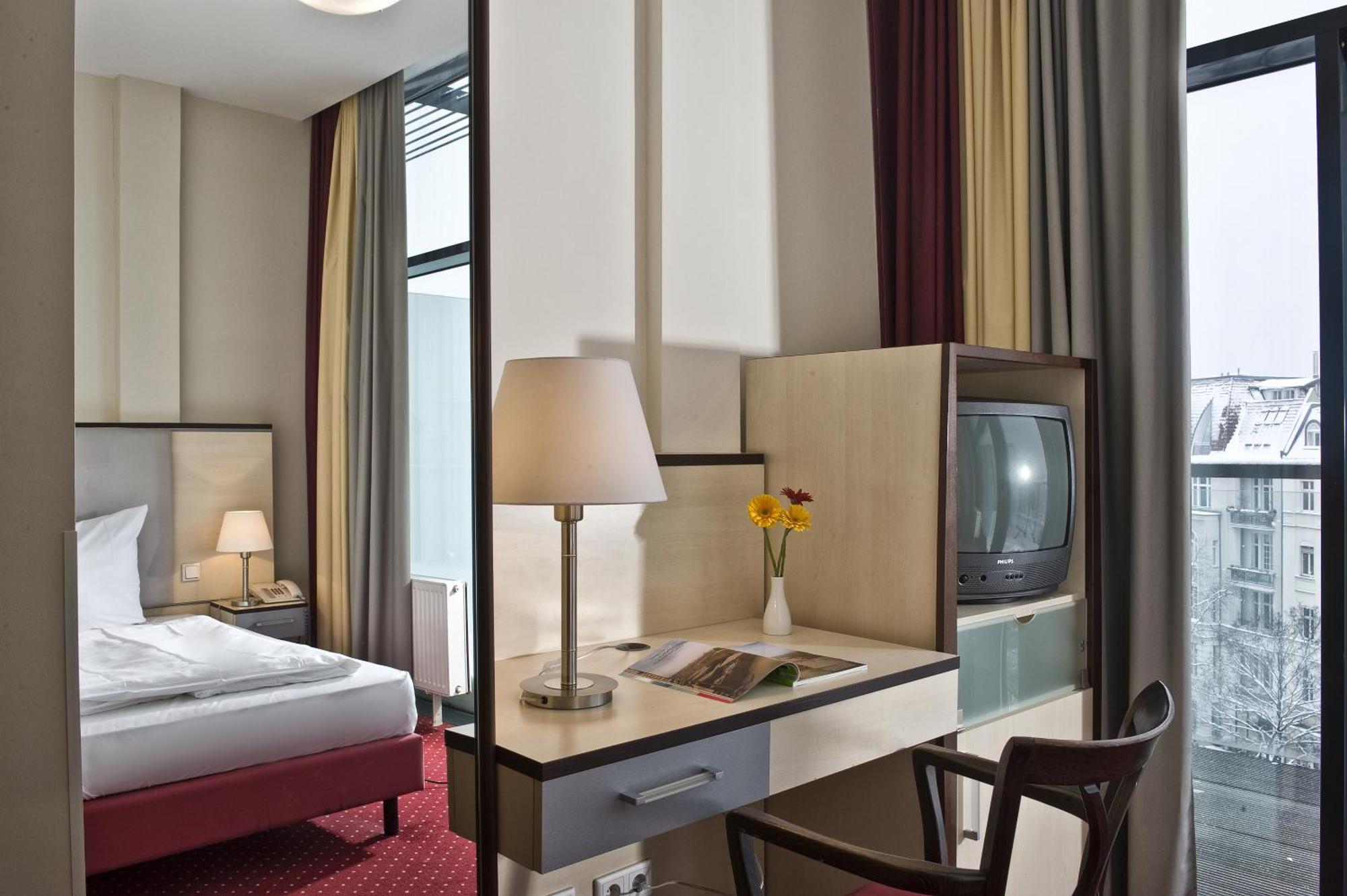 Single Room,1212134002:JPEG