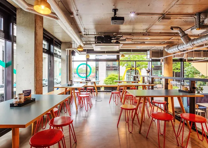 Meininger East Side GalleryHotel Berlin